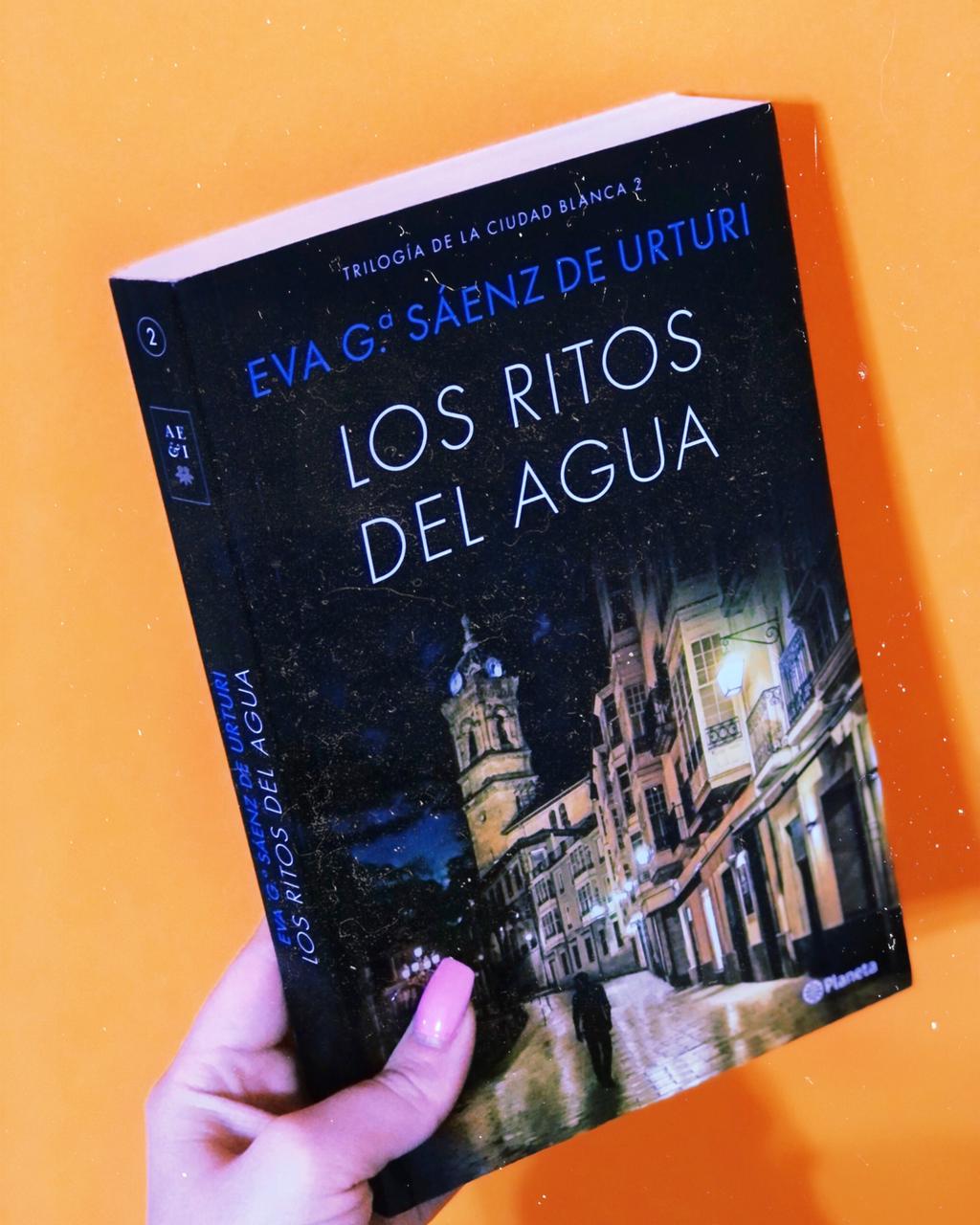 Los ritos del agua – Eva G. Sáenz de Urturi