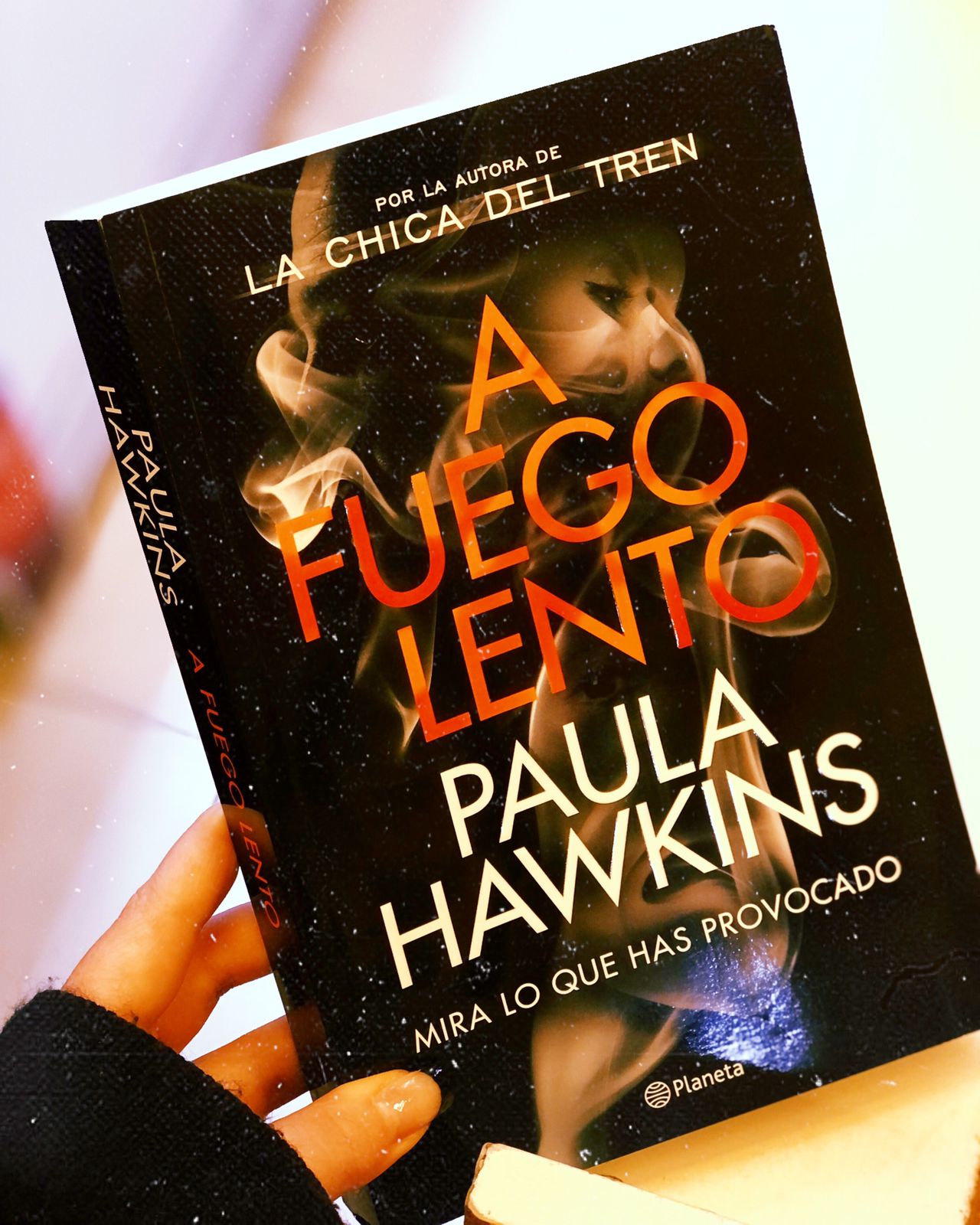 A fuego lento – Paula Hawkins