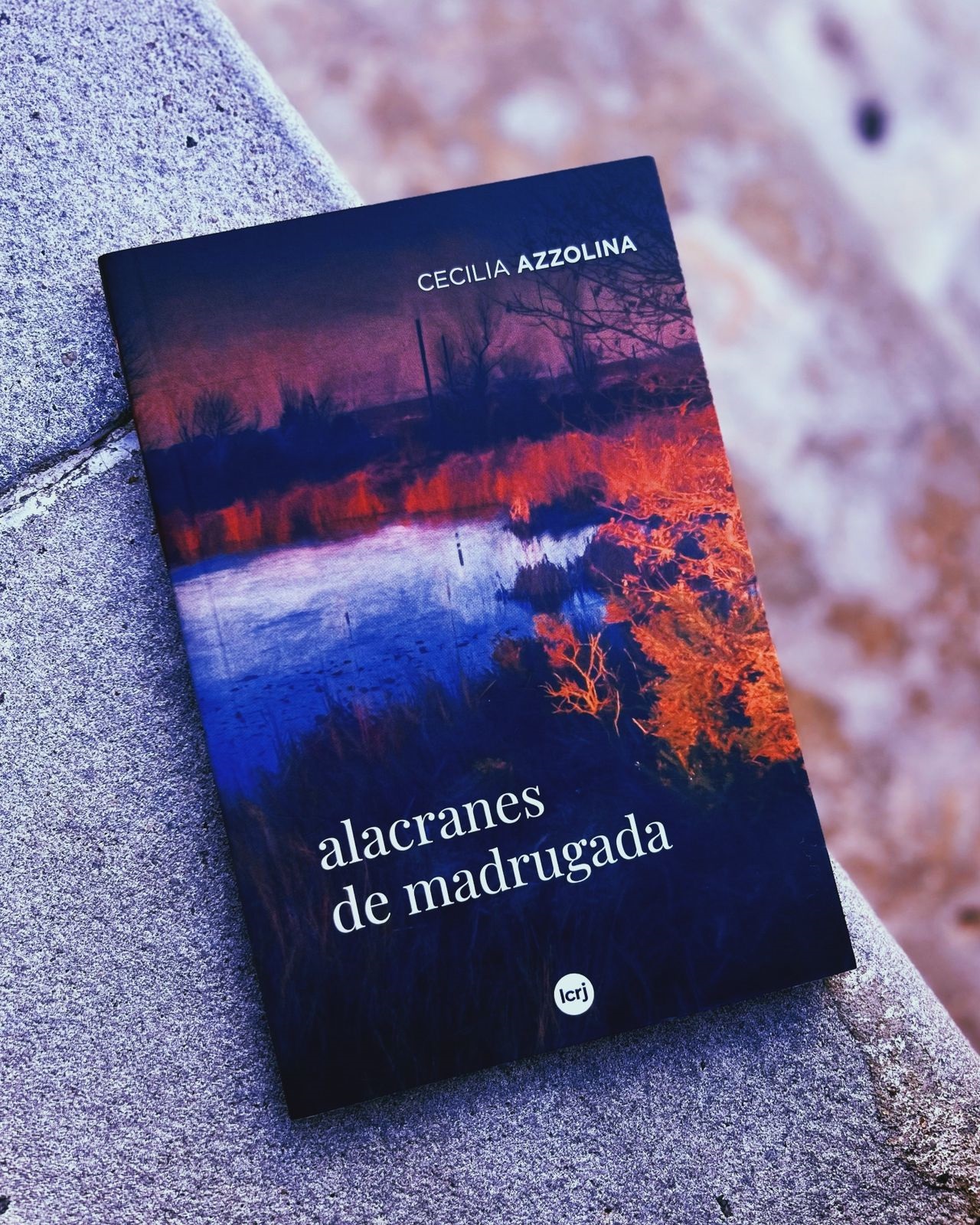 Alacranes de madrugada – Cecilia Azzolina